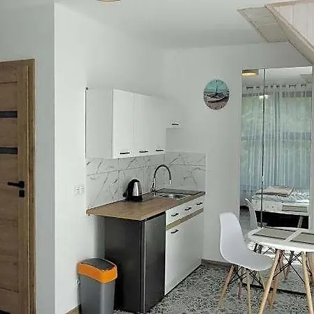 Apartment In Mrze Yno By Blue Flag