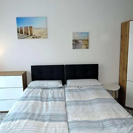 In Mrze Yno By Blue Flag Apartment