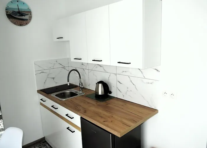 In Mrze Yno By Blue Flag * Mrzeżyno